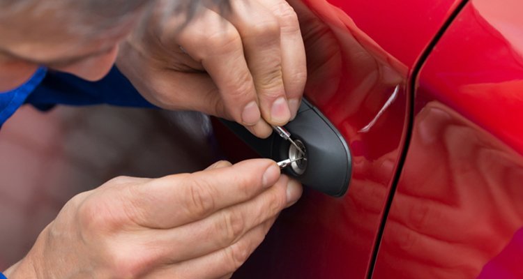 Progressive Roadside Assistance & Lockout Service |San Diego